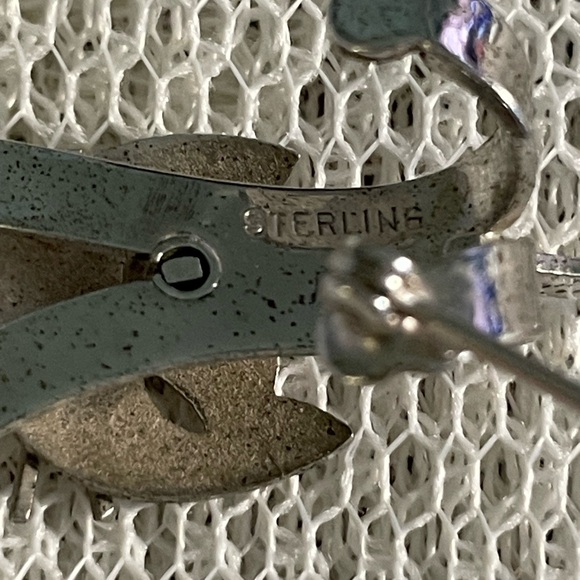 Sterling Cat Pin, vintage - Picture 3 of 3